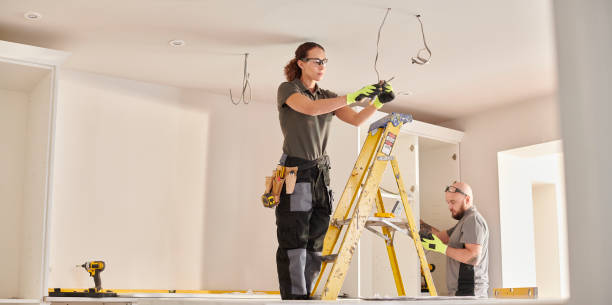 Best Electrical Installation Contractor  in Fayette, IA