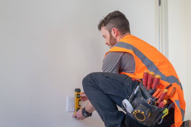 Best Electrical Outlet Repair  in Fayette, IA